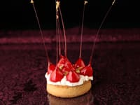 Tartlets with Toffee Strawberries