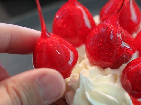 Tartlets with Toffee Strawberries - 47