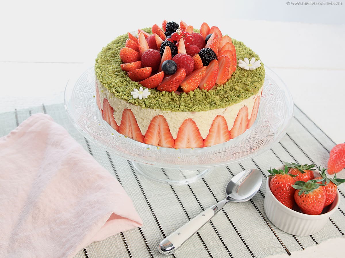 Fraisier Cake (French Strawberry cake) – Baking Like a Chef