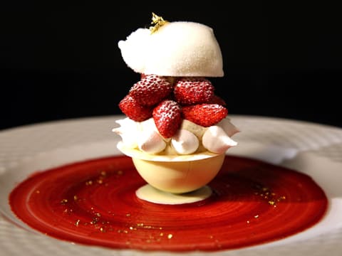 Wild Strawberries, White Chocolate Shell & Cream Cheese Sorbet - 130