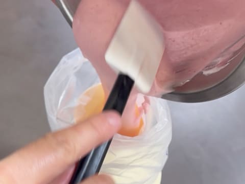 Entremets Albero di Natale con ribes rosso, ribes nero e vaniglia - 114