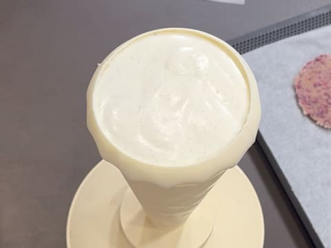 Entremets Albero di Natale con ribes rosso, ribes nero e vaniglia - 150