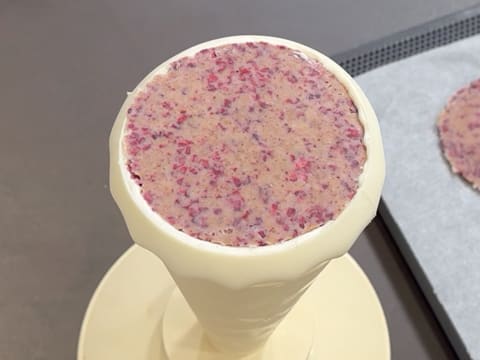 Entremets Albero di Natale con ribes rosso, ribes nero e vaniglia - 152