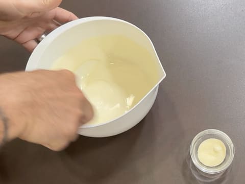 Entremets Albero di Natale con ribes rosso, ribes nero e vaniglia - 5