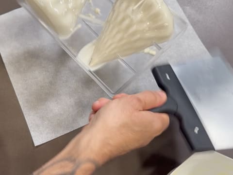 Entremets Albero di Natale con ribes rosso, ribes nero e vaniglia - 66