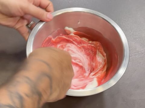 Entremets Albero di Natale con ribes rosso, ribes nero e vaniglia - 83