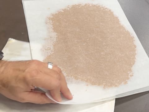 Entremets indivuduali al cioccolato con caramello alla banana e arachidi - 12