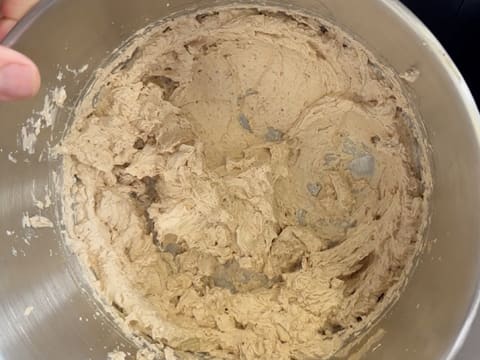 Entremets al cioccolato fondente e pralinato alla vaniglia e noci pecan - 128