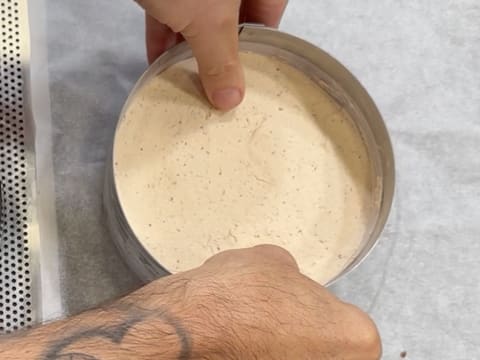 Entremets al cioccolato fondente e pralinato alla vaniglia e noci pecan - 162