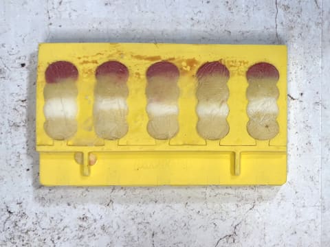 Ghiaccioli al limone, lampone e mango - 52