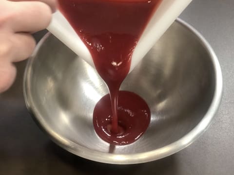 Mini entremets al rabarbaro, litchi e tè matcha - 11