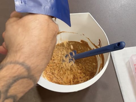 Tavoletta Calendario dell'Avvento cioccolato, arachidi e caramello al burro salato - 82