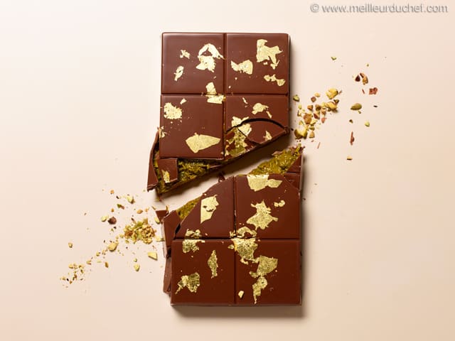 Tavoletta Dubaï al cioccolato al latte e pistacchio