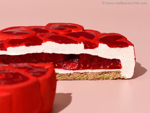 Torta di San Valentino ai lamponi, zenzero e pistacchio