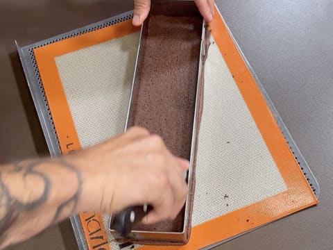 Tronchetto di Natale all'Ananas, Cocco e Pralinato al Sesamo Nero - 100