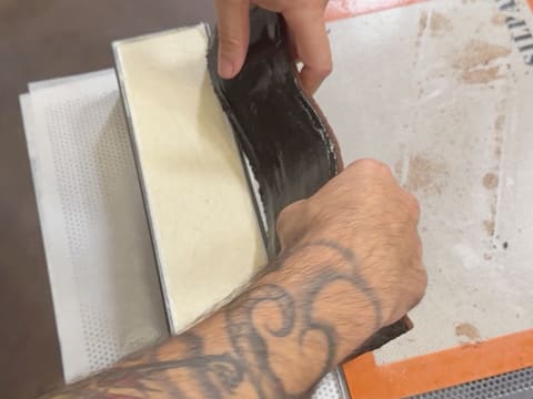 Tronchetto di Natale all'Ananas, Cocco e Pralinato al Sesamo Nero - 134