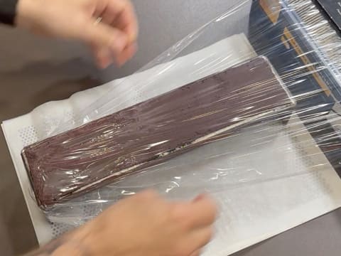 Tronchetto di Natale all'Ananas, Cocco e Pralinato al Sesamo Nero - 139