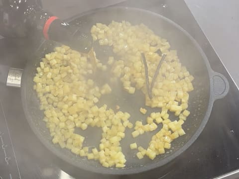 Tronchetto di Natale all'Ananas, Cocco e Pralinato al Sesamo Nero - 77