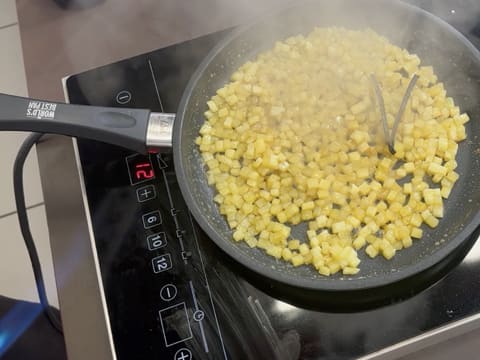 Tronchetto di Natale all'Ananas, Cocco e Pralinato al Sesamo Nero - 78