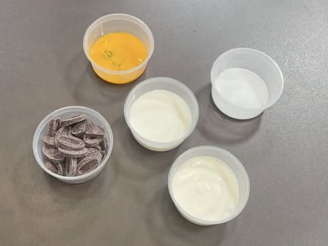Tronchetto di Natale al cioccolato e frutti esotici - 72