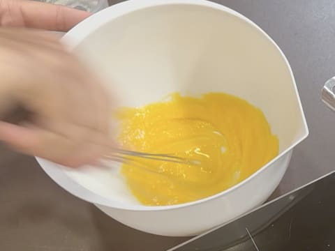 Tronchetto di Natale al kombucha, mela verde e vaniglia affumicata - 44