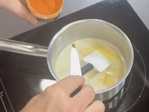 Tronchetto di Natale al kombucha, mela verde e vaniglia affumicata - 49