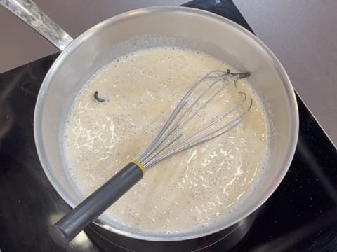 Tronchetto di Natale al kombucha, mela verde e vaniglia affumicata - 65