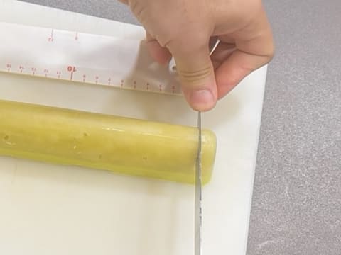 Tronchetto di Natale al kombucha, mela verde e vaniglia affumicata - 76