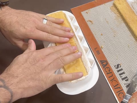 Tronchetto di Natale al kombucha, mela verde e vaniglia affumicata - 85