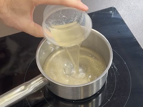 Tronchetto di Natale al kombucha, mela verde e vaniglia affumicata - 92