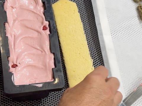 Tronchetto di Natale ai lamponi e pistacchio - 70