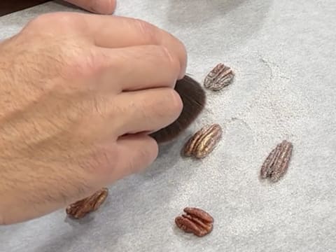 Tronchetto di Natale con vaniglia, caramello e noci pecan - 136